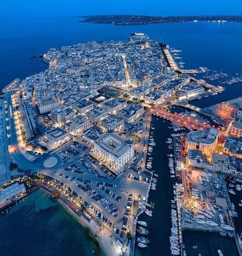 سيراكوزا Bnb Cheope المظهر الخارجي الصورة
